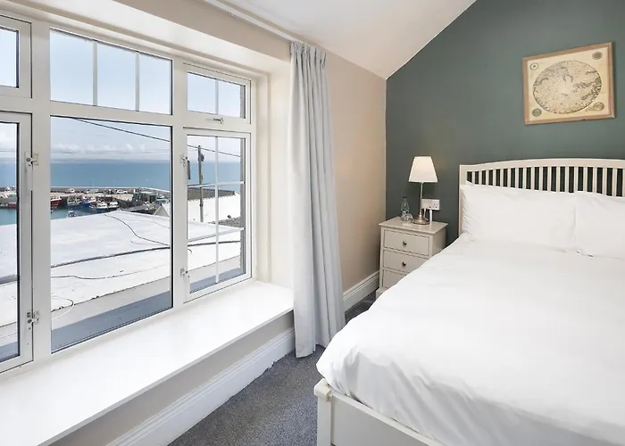 Salty Dog Restaurant, Pub &