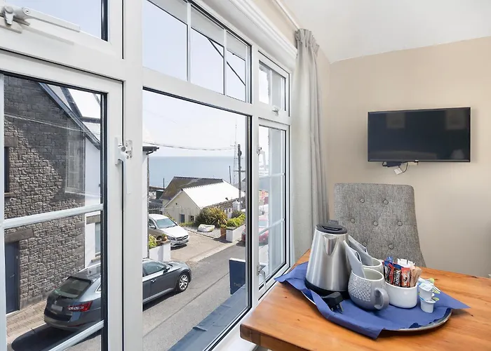 Salty Dog Restaurant, Pub & * Ballycotton