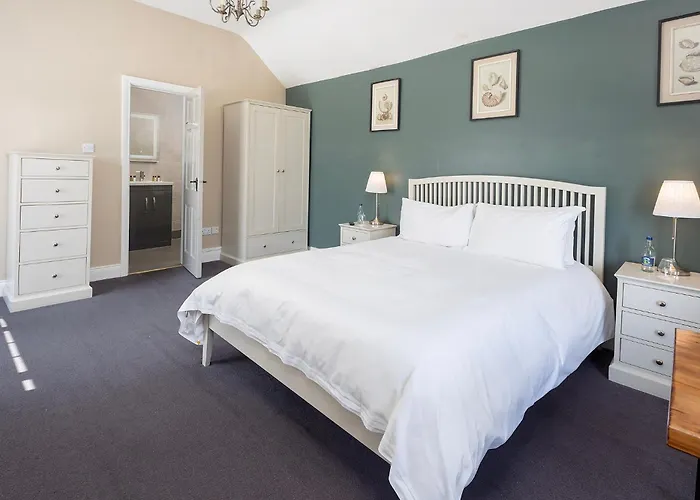 Salty Dog Restaurant, Pub & Ballycotton